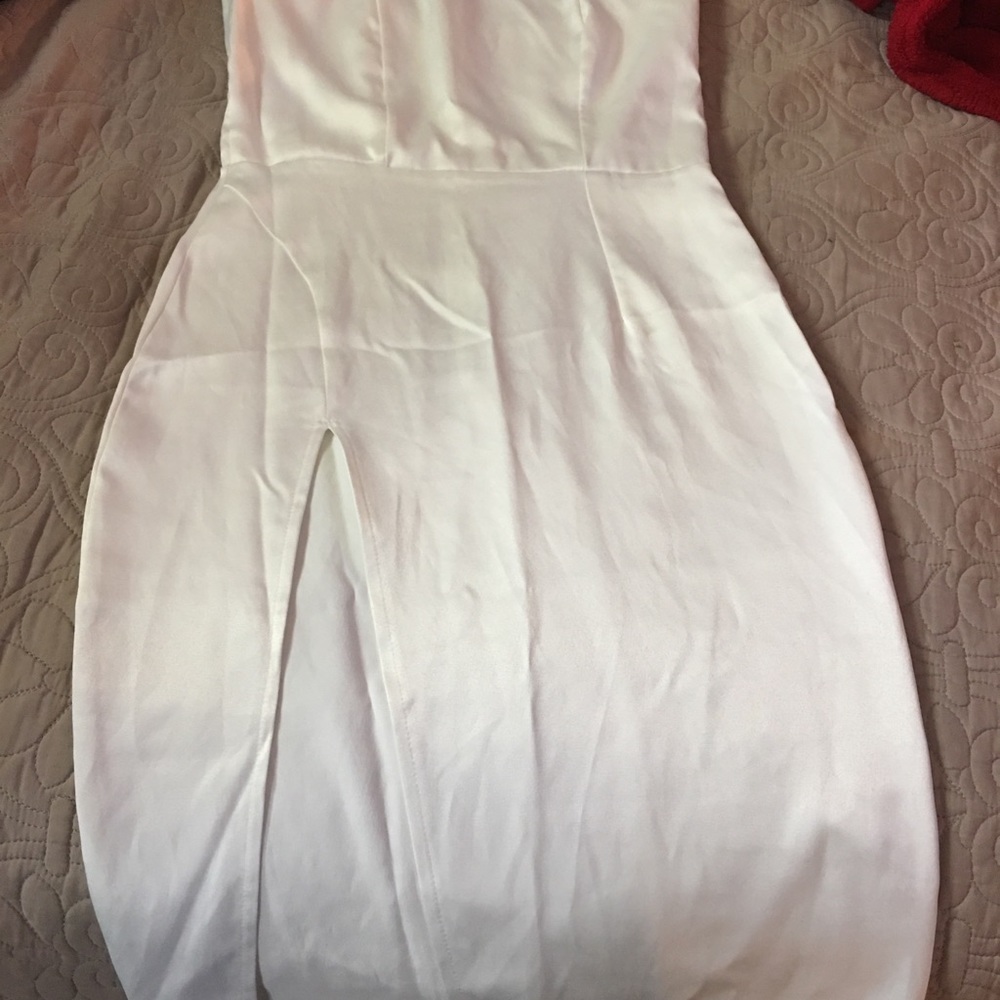 Dress - Picture 4 of 5